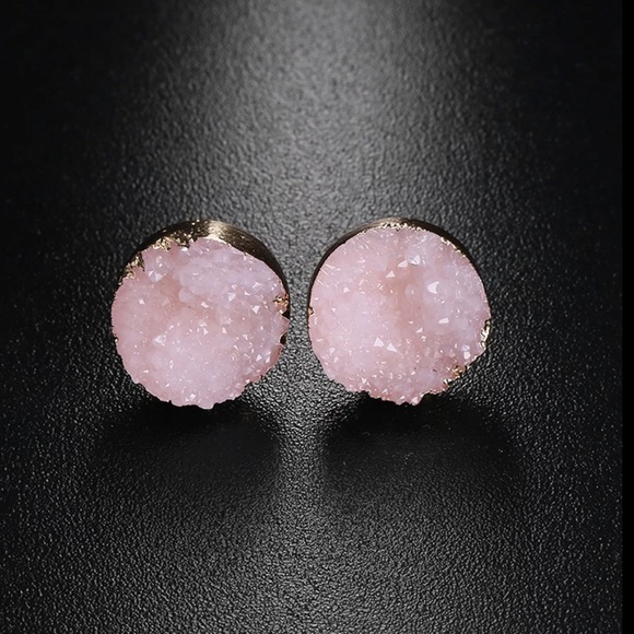 NEW π Pink Druzy Quartz stud earrings - Picture 4 of 7